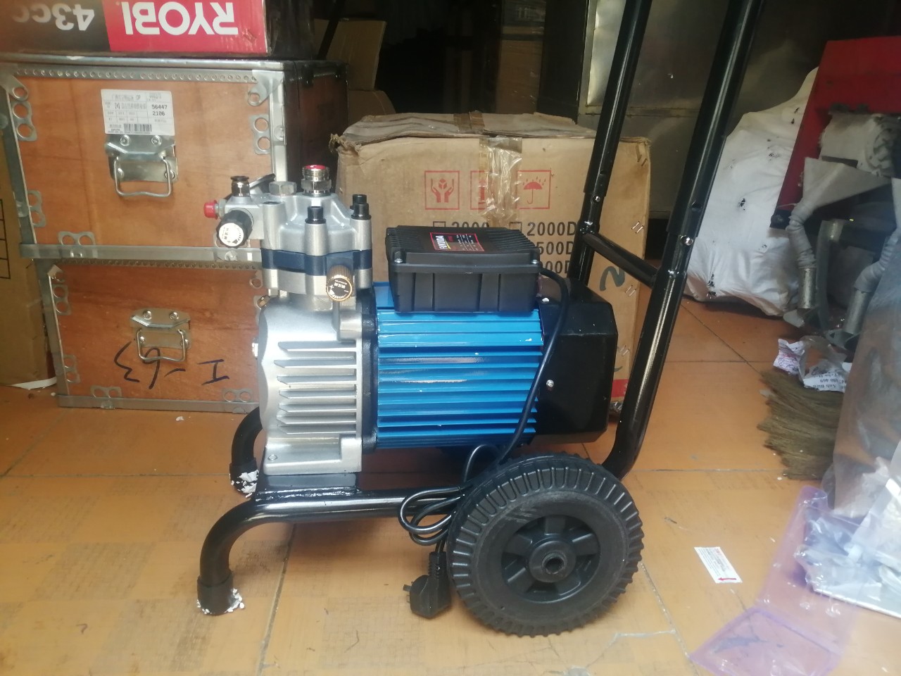 Máy Phun sơn Fukuda HP990