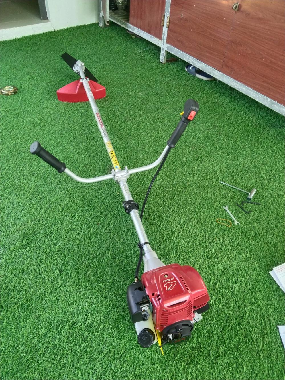 Máy cắt cỏ Honda UMK425T U2ST