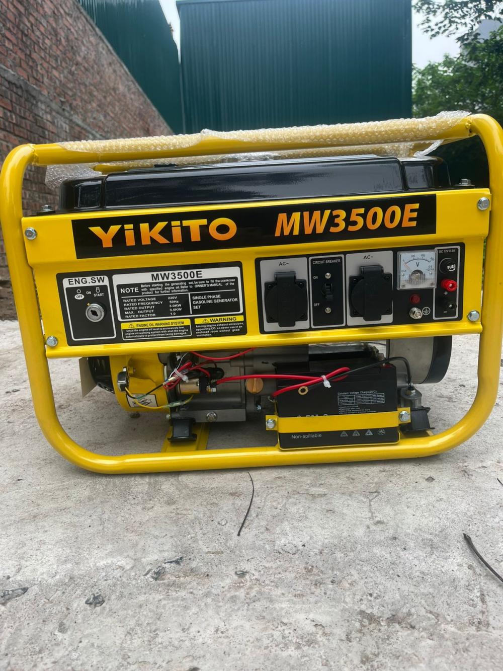Máy phát điện YIKITO MW3500E đề nổ