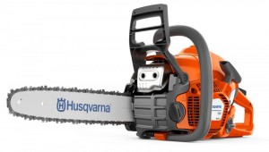 Máy cưa xích chạy xăng 135MARK II