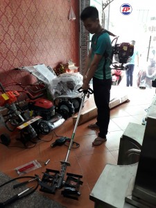 Máy xạc cỏ GX 35 chạy xăng 4 thì