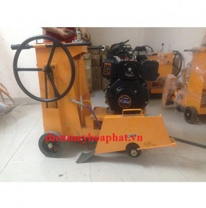 Máy cắt bê tông KC16 lắp đầu nổ diesel